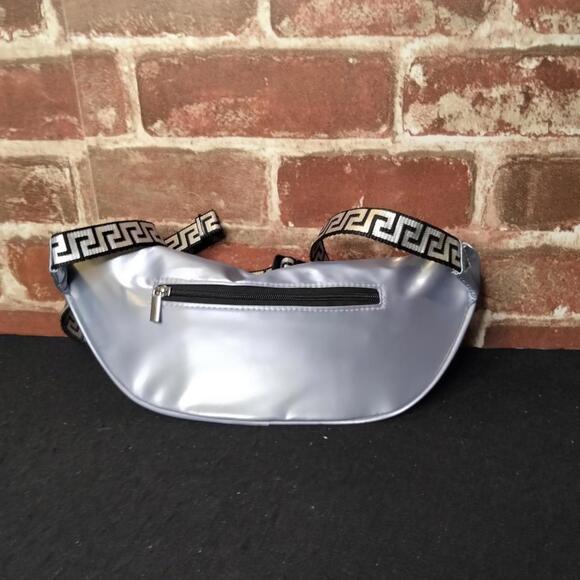 Versace Fragrances Belt Bag Silver Fanny Pack Crossbody Travel Purse EUC - Picture 3 of 6